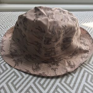Burberry bucket hat